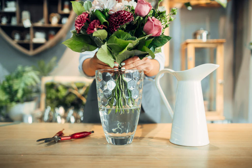 Comment Conserver un Bouquet de Fleurs Plus Longtemps ?