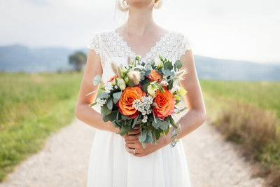 How to Create a Bridal Bouquet with Artificial Flowers? 