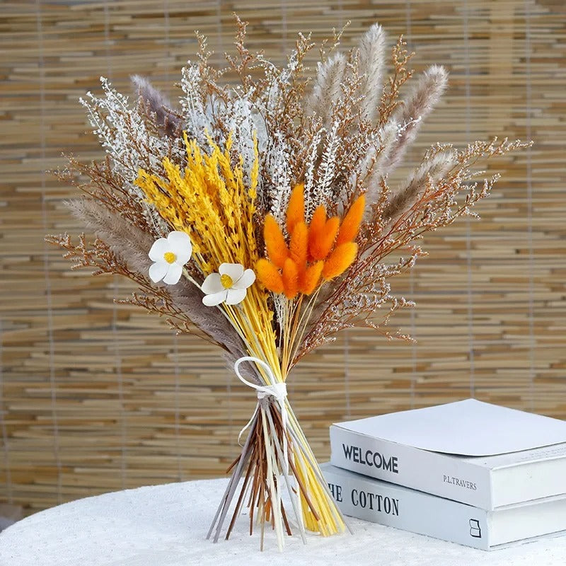 Bouquet de Fleurs Séchées – Pampas, Lagurus et Marguerites